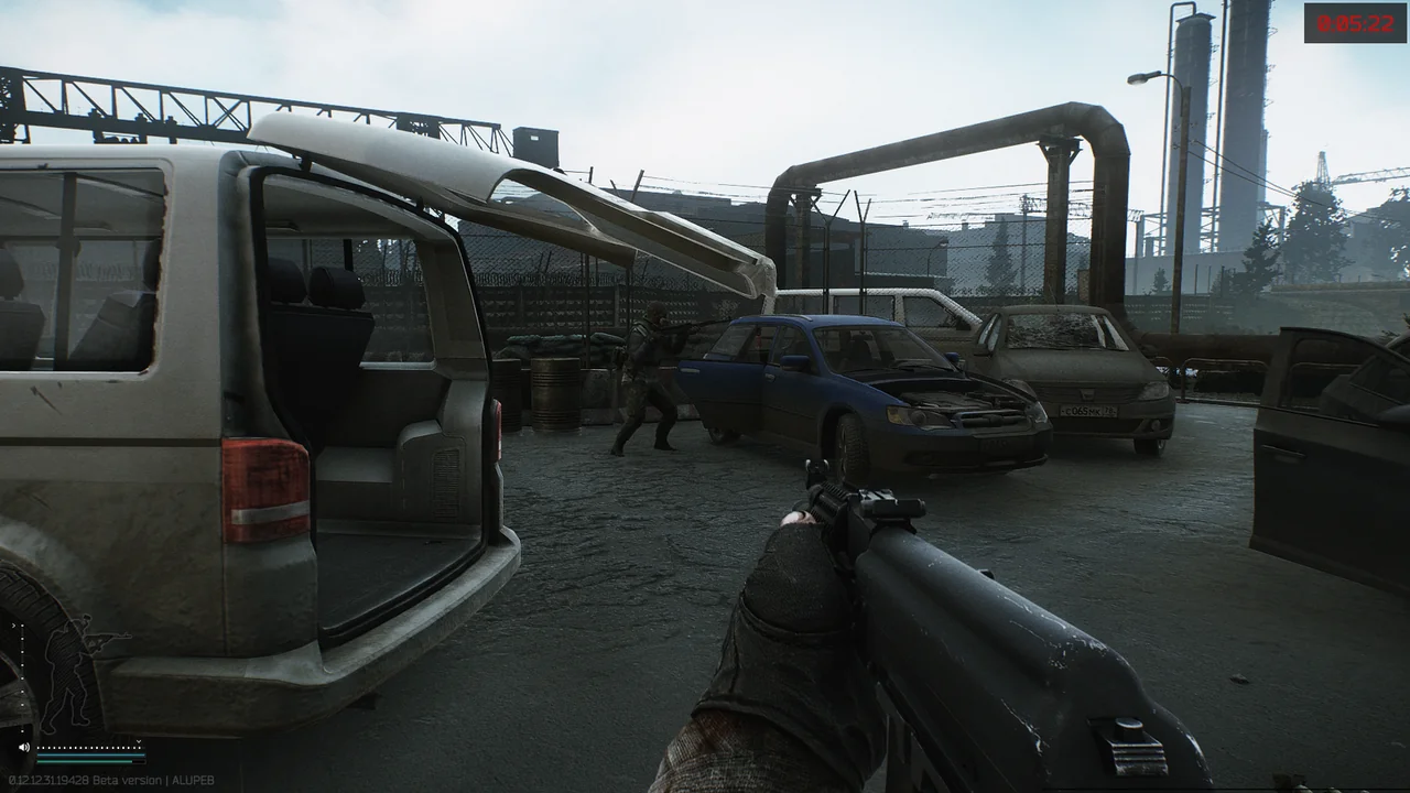 Raid overlay tools used during an Escape from Tarkov PMC run
